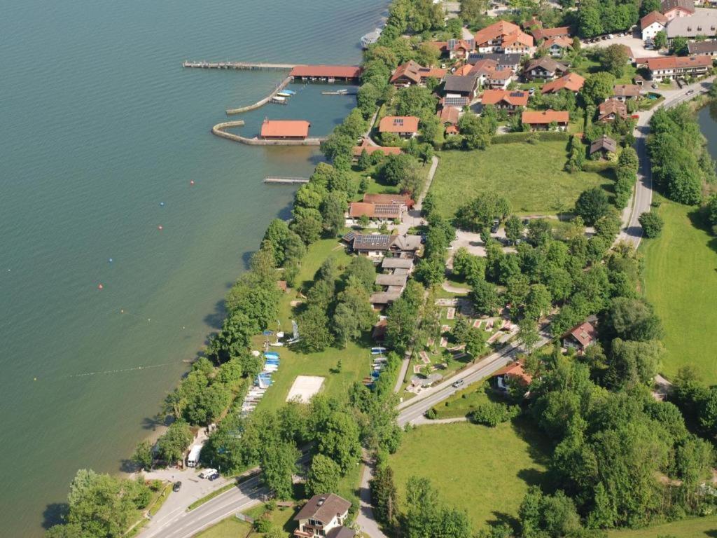 Ferienwohnungen Am Strandbad Chieming Exterior foto